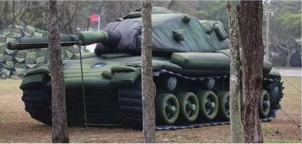 玉屏军用充气坦克